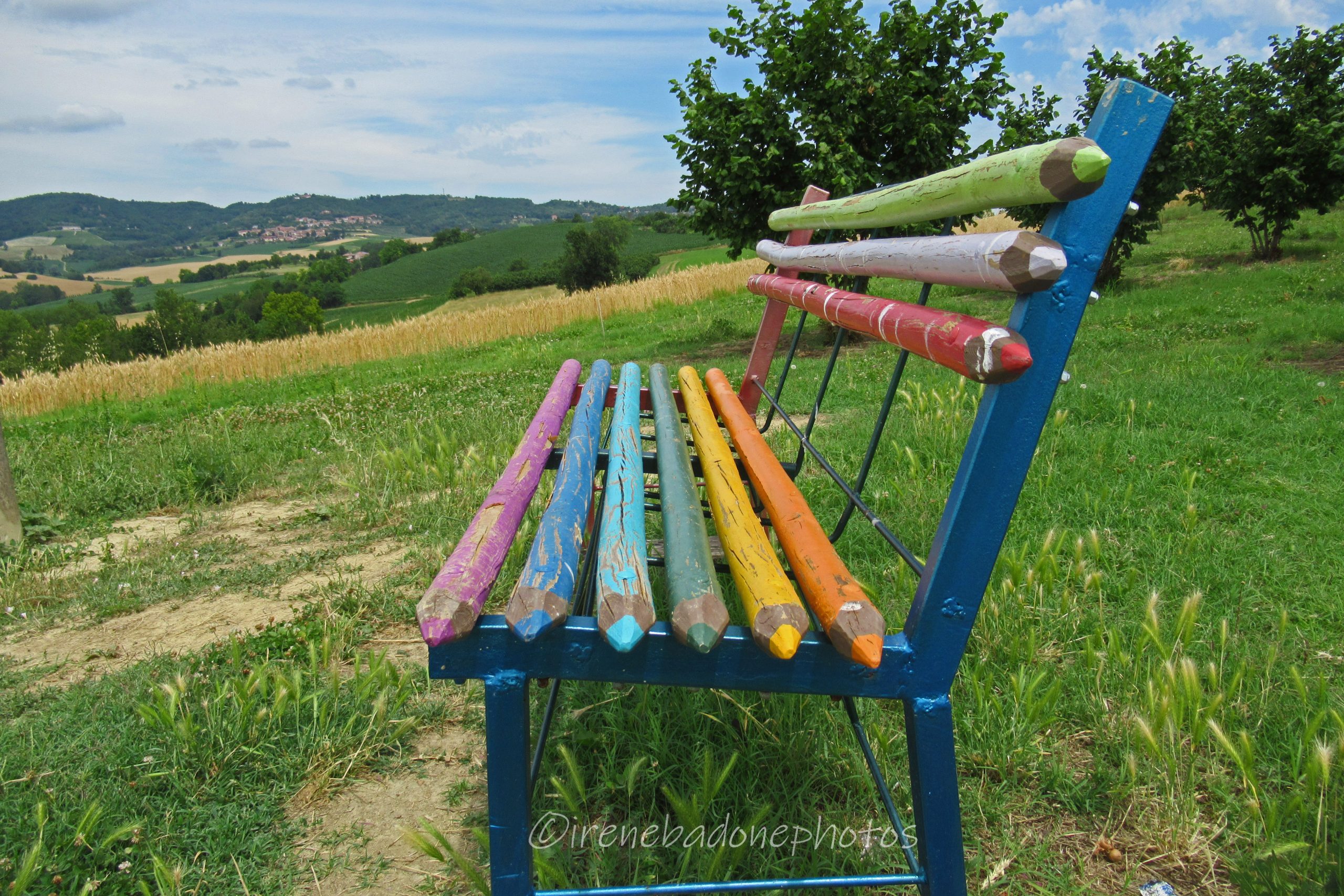 Qui le opere d'arte sono fatte a panchina